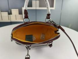Picture of Goyard Handbags _SKUfw225670258fw